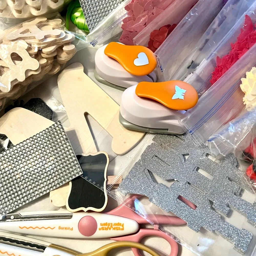 Craft‎ Supplies, Fiskars Tools, Rhinestones & Assortment Item/Set